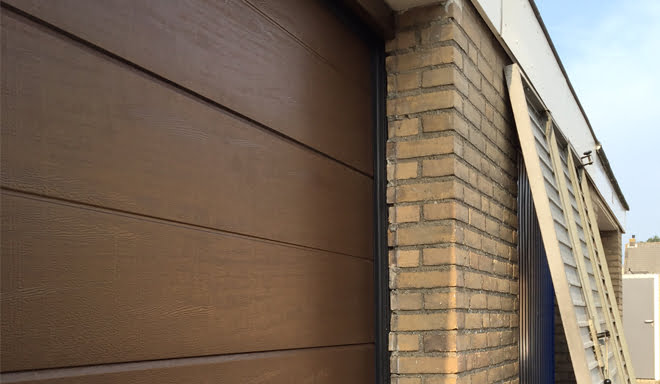 brogo-nieuws-elektrisch-bedienbare-garagedeur